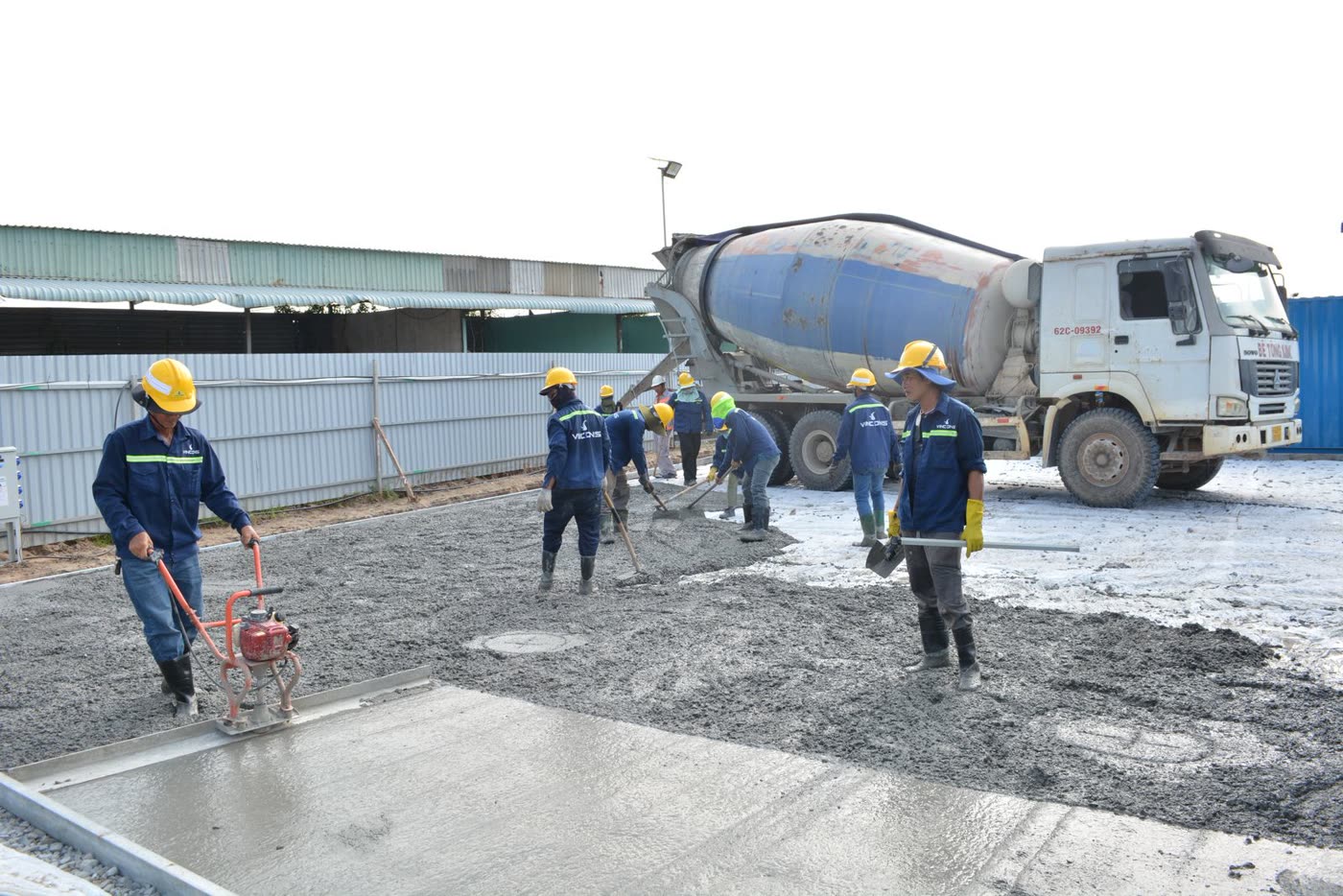 S10 Hallam driveway pour